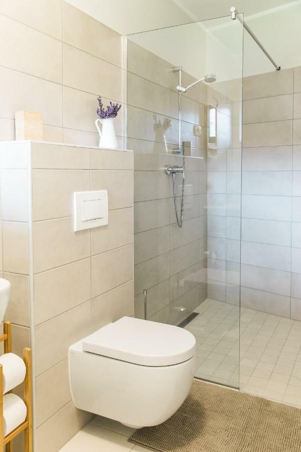 Hisa Bubi Apartment โทลมิน ภายนอก รูปภาพ