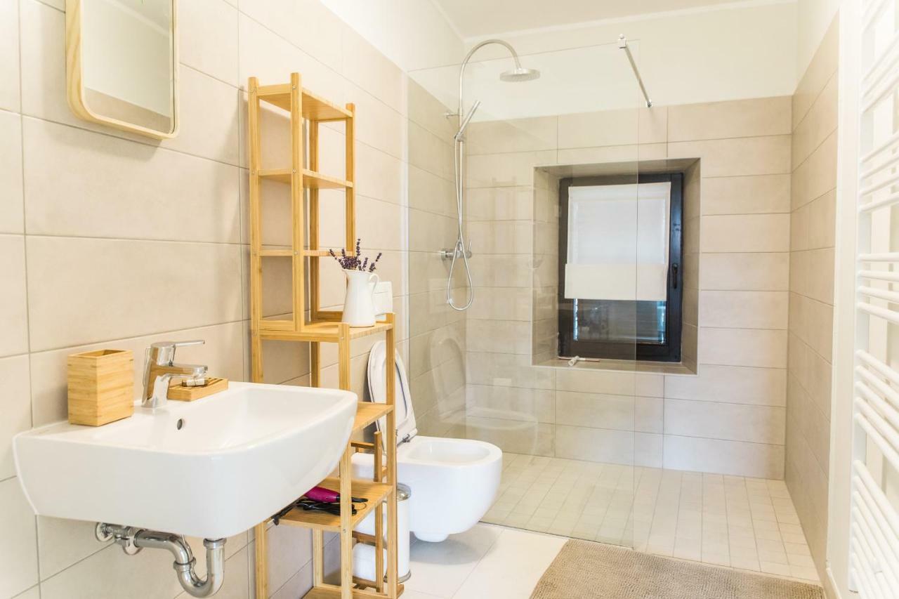 Hisa Bubi Apartment โทลมิน ภายนอก รูปภาพ